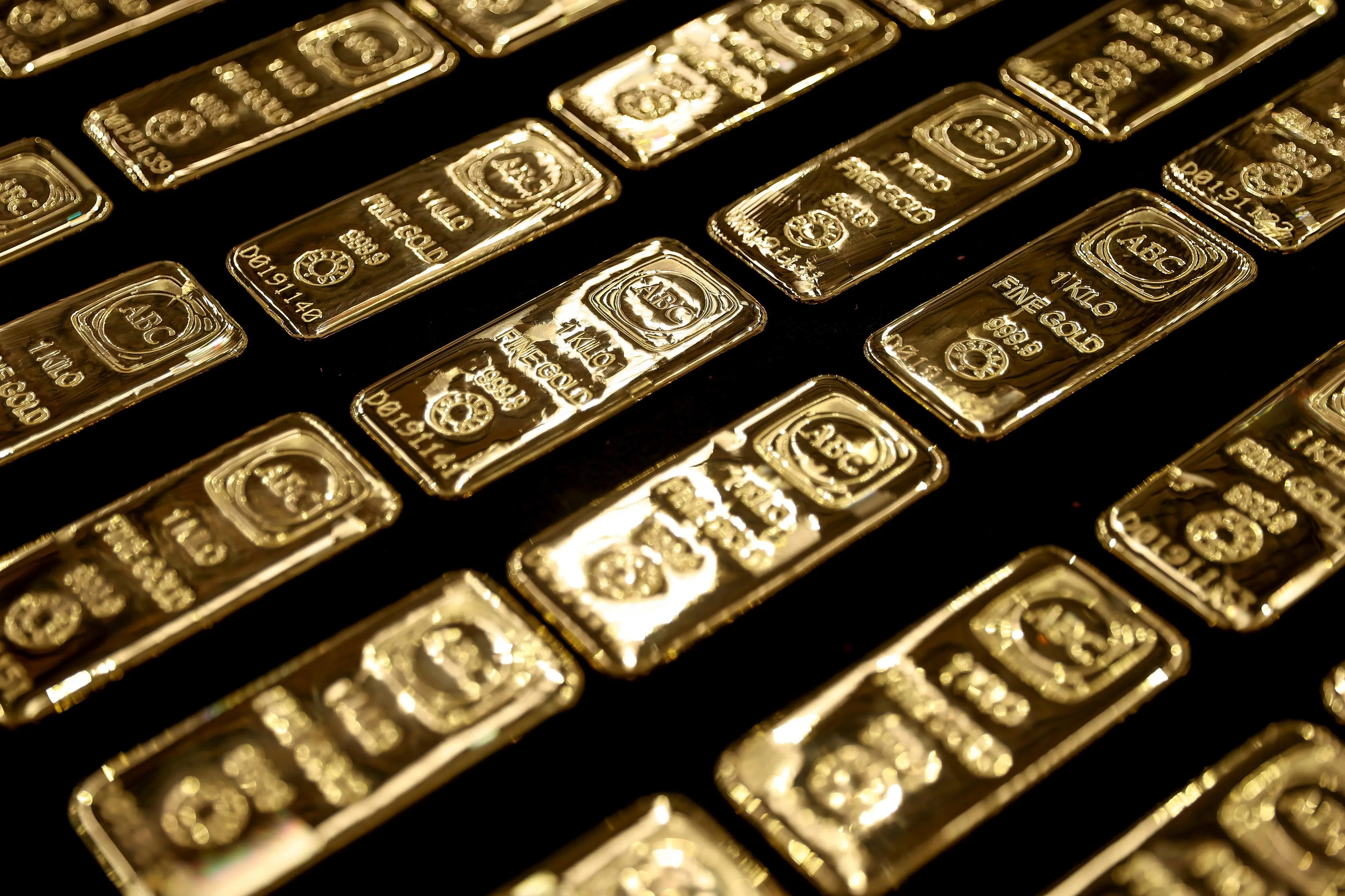 Gold prices reaching record highs
